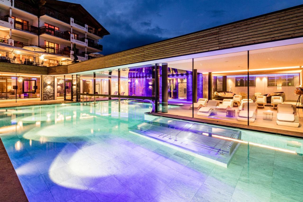 Sonnenberg Panorama Dolomites Wellbeing Hotel มารันซา ภายนอก รูปภาพ