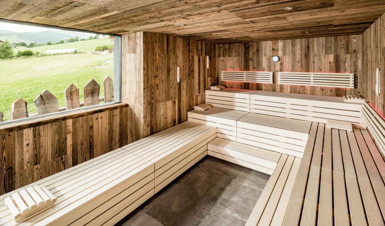 Sonnenberg Panorama Dolomites Wellbeing Hotel มารันซา ภายนอก รูปภาพ